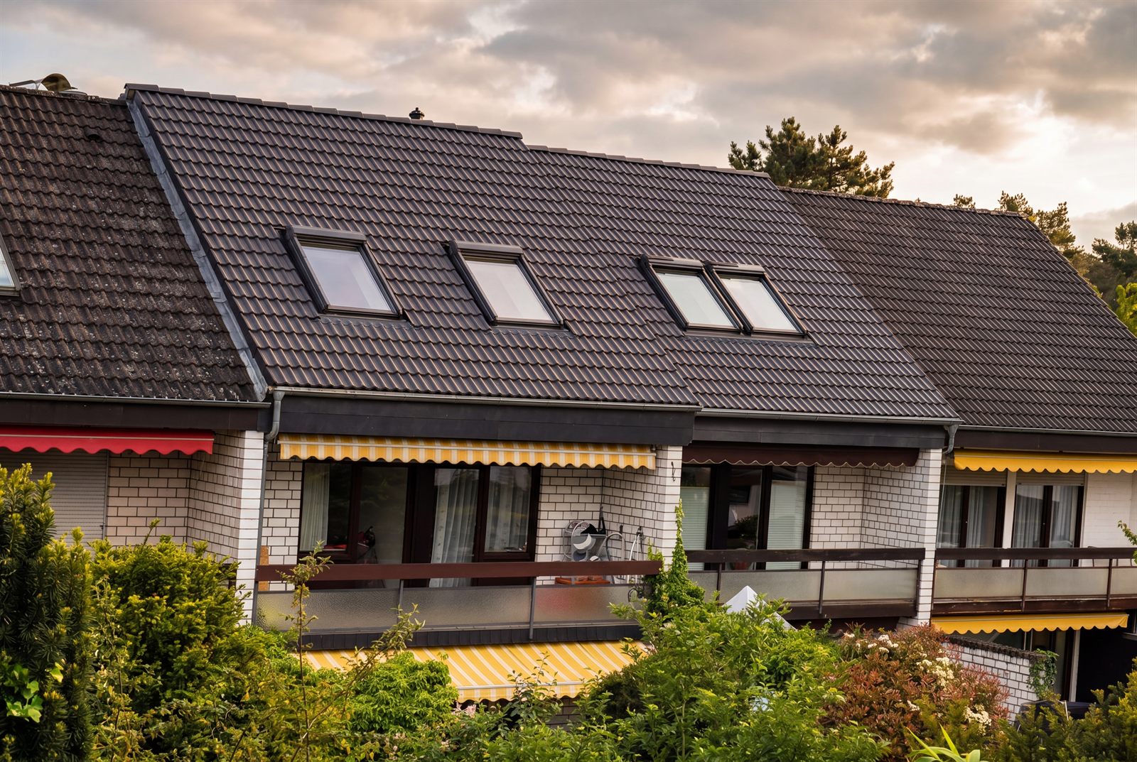 Sanierte Reihenhäuser aus den 70er Jahren